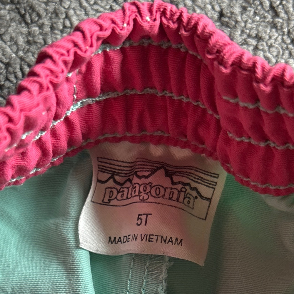 Girls Patagonia and Columbia Shorts 3T/5T - Picture 7 of 16